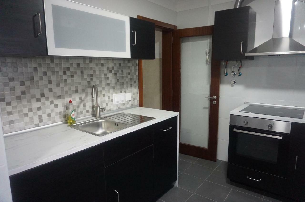 Room In Queluz 11 Minutes From Lisbon Buitenkant foto